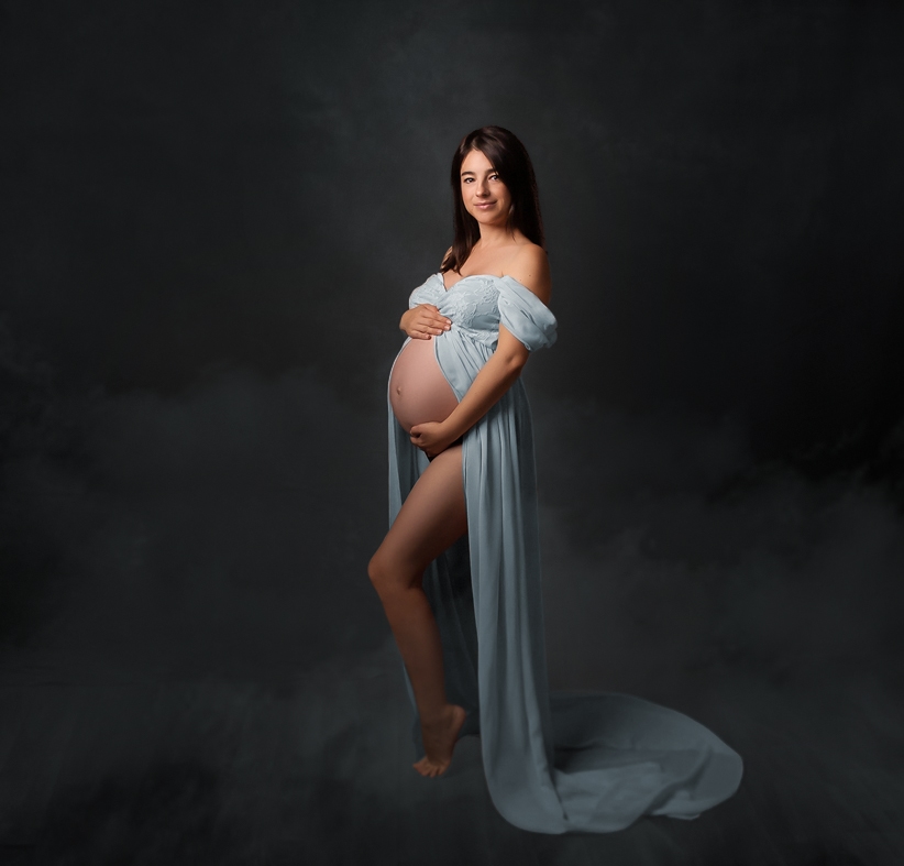 La belleza del embarazo capturada en un instante íntimo