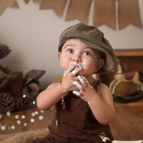 Fotografía infantil en Barakaldo, bebé celebrando su primer año